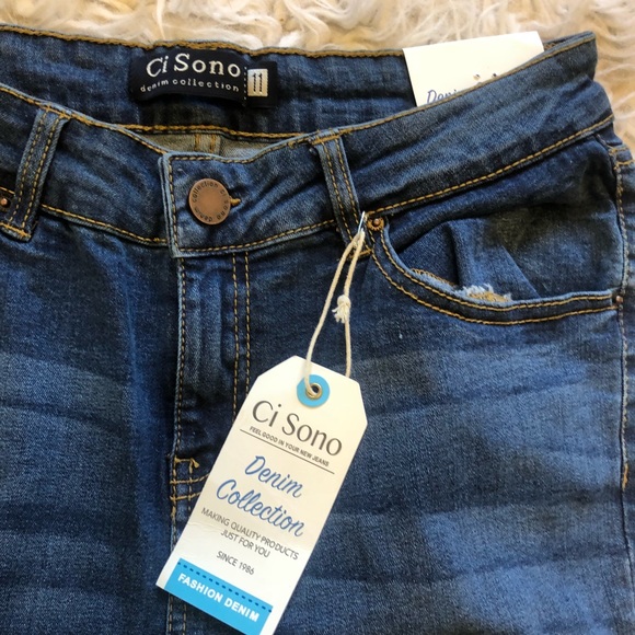 Fashion nova jeans - Picture 3 of 5